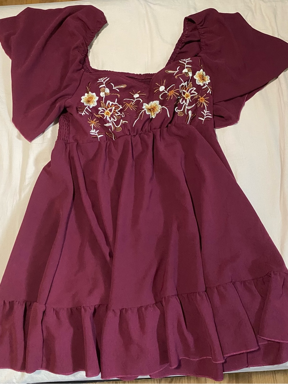 SHEIN Plus size Burgundy Floral Embroidered mini Dress